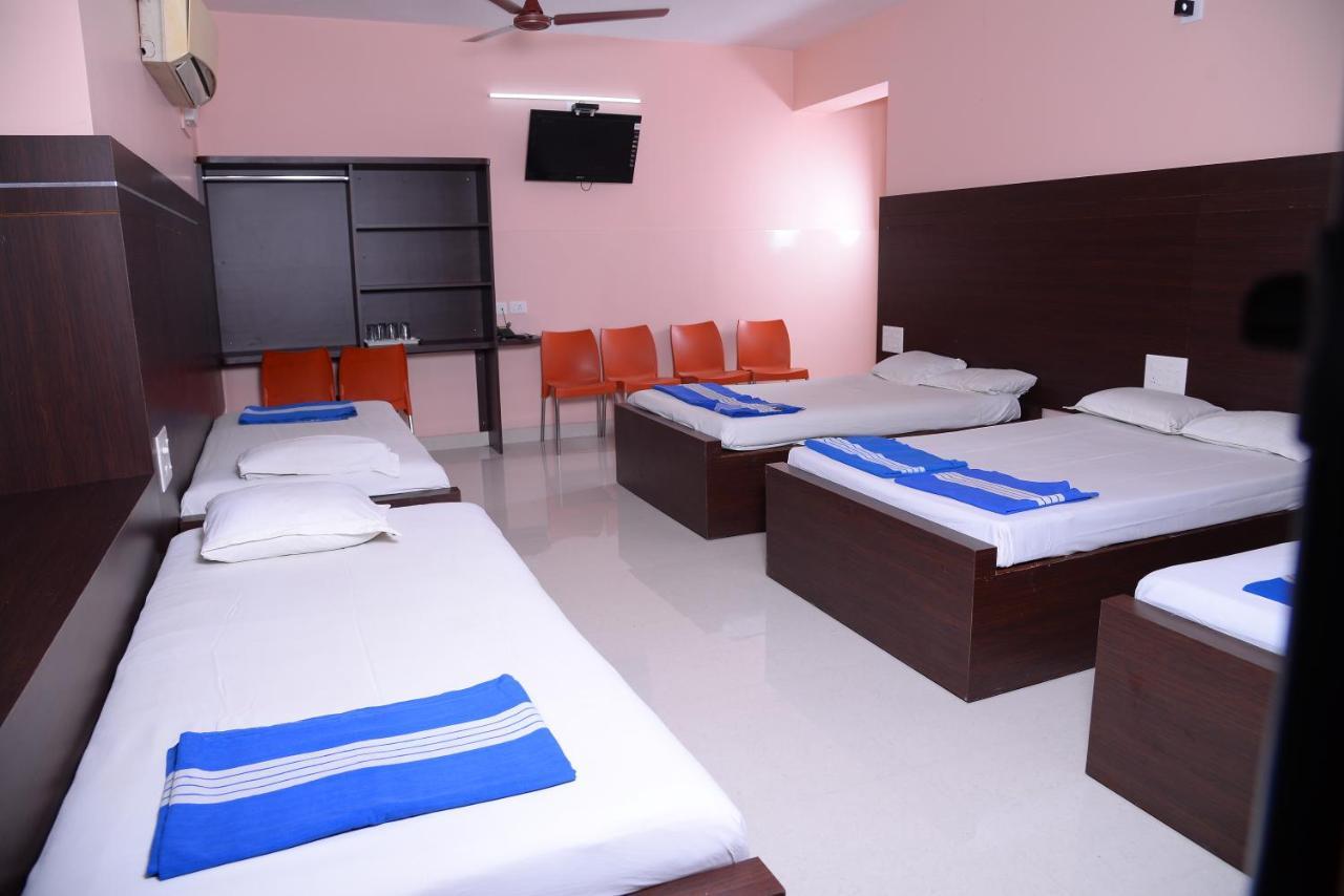 Parijatha Lodge Kundapur Exterior photo