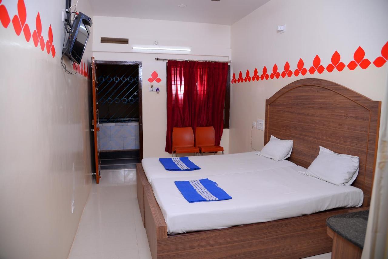 Parijatha Lodge Kundapur Exterior photo